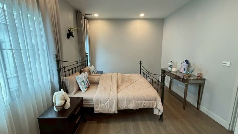 Nantawan Rama 9 - New Krungthepkreetha, Bangkok, Saphan Sung, Bangkok, 4 Bedrooms, 425 sqm, Single Detached House For Sale, by Connex Property, 500386926 - DDproperty.com
