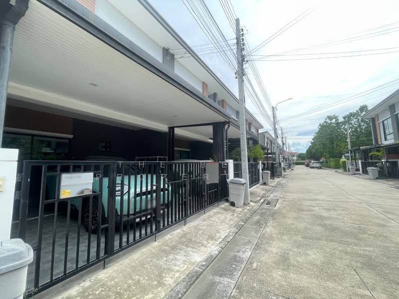 Unio Town Srinakarin-Bangna, Samut Prakan, Soi Phatthana Chumchon 17, Bang Kaeo, Bang Plee, Samut Prakan, 3 Bedrooms, 100 sqm, Townhouse For Sale, by The Best Property ตี, 500386927 - DDproperty.com