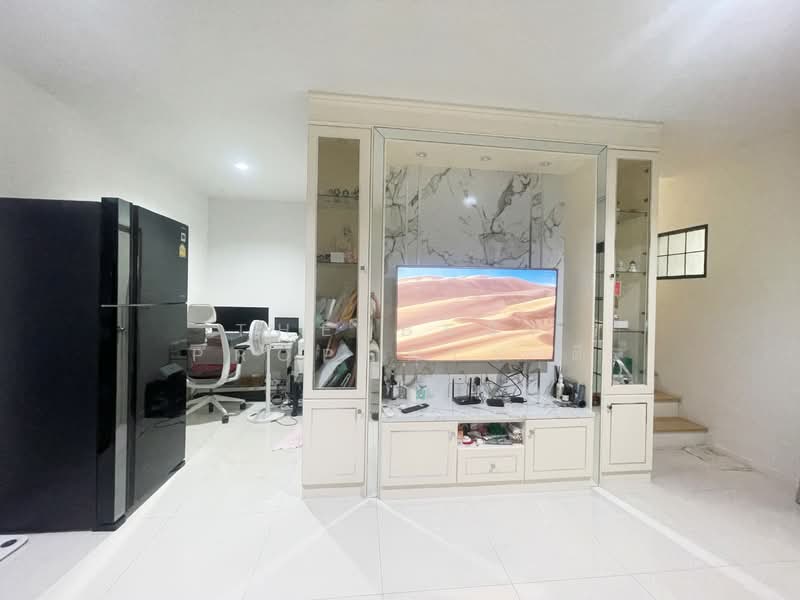 Unio Town Srinakarin-Bangna, Samut Prakan, Soi Phatthana Chumchon 17, Bang Kaeo, Bang Plee, Samut Prakan, 3 Bedrooms, 100 sqm, Townhouse For Sale, by The Best Property ตี, 500386927 - DDproperty.com