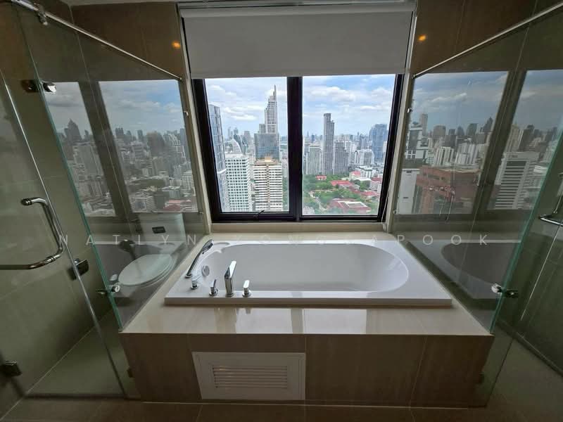 Villa Asoke, Bangkok, 1588 New Petchburi Road, Makkasan, Ratchathewi, Bangkok, 4 Bedrooms, 313 sqm, Condo For Rent, by Natlyn Kongsapook, 500386935 - DDproperty.com