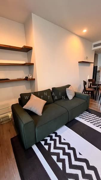 Whizdom Essence, Bangkok, 5 Piyabutr 1 Alley, Bang Chak, Phra Khanong, Bangkok, 1 Bedroom, 45 sqm, Condo For Rent, by Vinai Wattana, 500386972 - DDproperty.com
