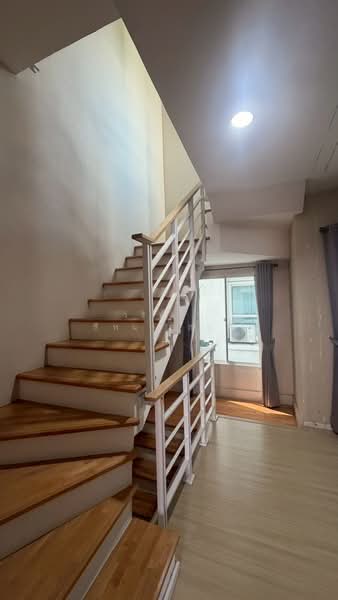 Baan Klang Muang Kaset-Nawamin, Bangkok, Soi Nawamin 70 Yeak 11-2, Khlong Kum, Bueng Kum, Bangkok, 3 Bedrooms, 220 sqm, Townhouse For Sale, by วรัทยา สีหนาทสกุล, 500386976 - DDproperty.com