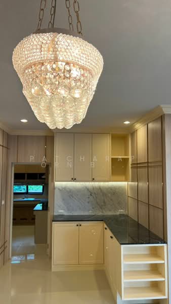 Burasiri Pattanakarn, Bangkok, New Pattanakarn Road, Prawet, Bangkok, 4 Bedrooms, 210 sqm, Single Detached House For Sale, by Patcharaporn Binsorlae, 500387018 - DDproperty.com