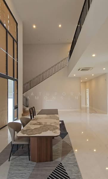 Narasiri Krungthep Kreetha, Bangkok, 69 Soi Pracha Ruamjai, Hua Mak, Bang Kapi, Bangkok, 4 Bedrooms, 445 sqm, Single Detached House For Sale, by Jatuporn Amonsin, 500387036 - DDproperty.com