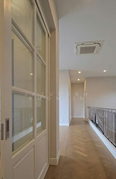 Narasiri Krungthep Kreetha, Bangkok, 69 Soi Pracha Ruamjai, Hua Mak, Bang Kapi, Bangkok, 4 Bedrooms, 445 sqm, Single Detached House For Sale, by Jatuporn Amonsin, 500387036 - DDproperty.com