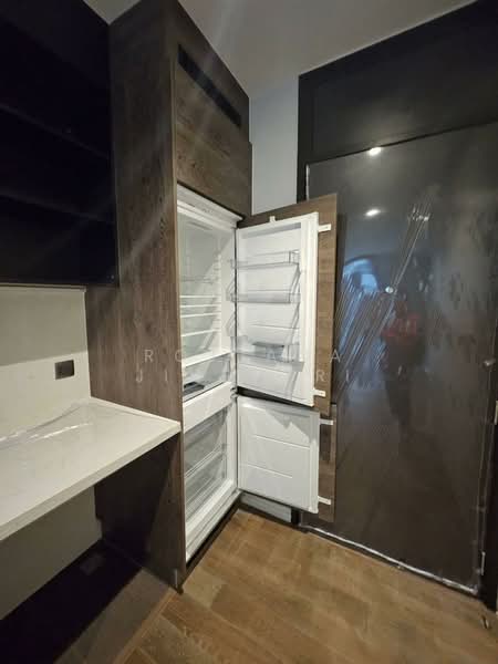 Muniq Langsuan, Bangkok, Soi Tonson, Lumphini, Pathum Wan, Bangkok, 1 Bedroom, 50 sqm, Condo For Rent, by Rojjana Jindasri, 500387067 - DDproperty.com