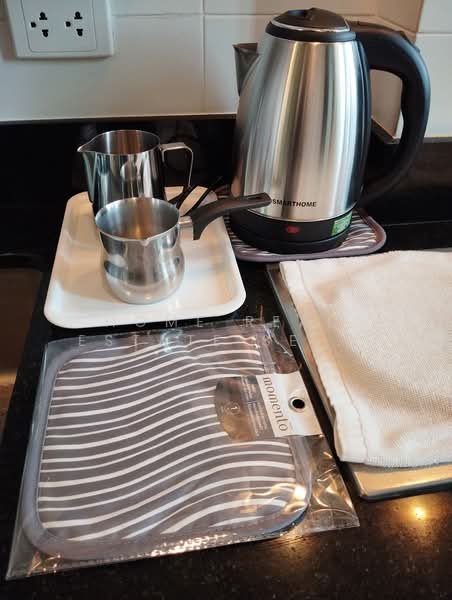 Blocs 77, Bangkok, 291 On Nut Rd, Phra Kanong Nua, Watthana, Bangkok, 1 Bedroom, 42 sqm, Condo For Sale, by HOME Real Estate Service, 500387111 - DDproperty.com