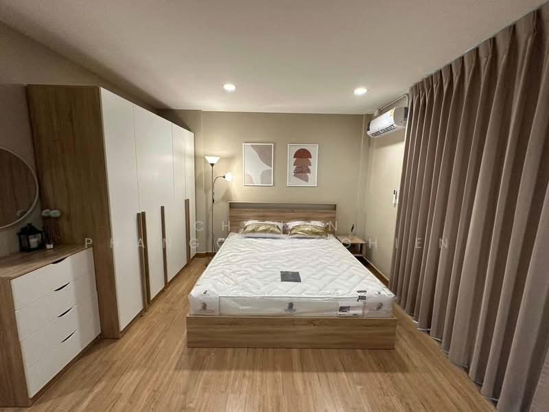 Baan Klang Muang Sathorn-Taksin 2, Bangkok, Kanlapaphruek Road, Bangko, Chom Thong, Bangkok, 3 Bedrooms, 167 sqm, Townhouse For Rent, by Chanon Phangchienghien, 500387172 - DDproperty.com