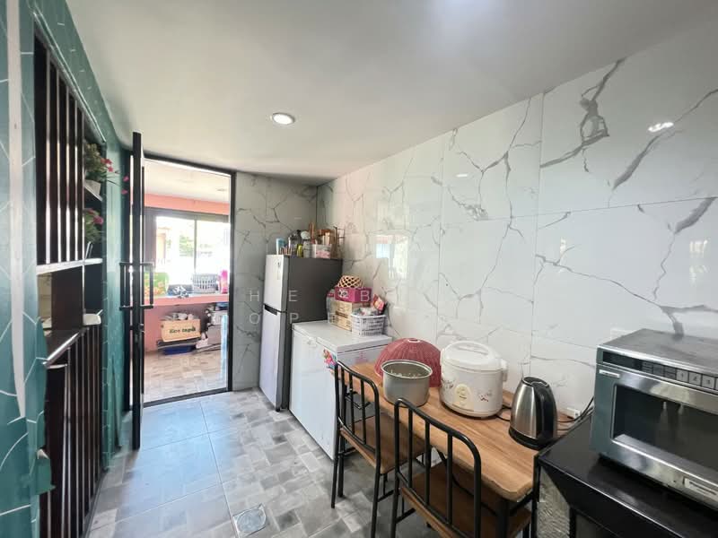 Baan Pruksa 76 Bangyai-Kaew-In, Nonthaburi, Bang Mae Nang, Bang Yai, Nonthaburi, 4 Bedrooms, 100 sqm, Townhouse For Sale, by The Best Property บี, 500387199 - DDproperty.com