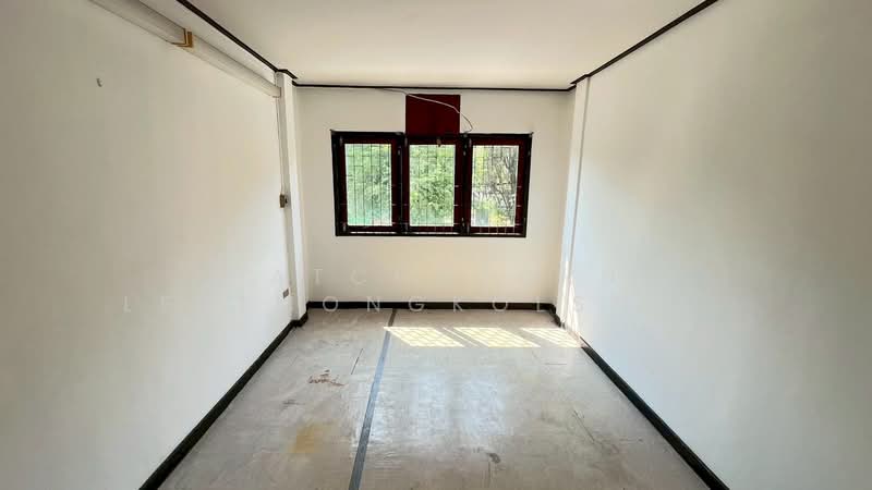 ทาวน์โฮม, Bangkok, ถนนอบู่เย็น, Tha Rang, Bang Khen, Bangkok, 6 Bedrooms, 230 sqm, Townhouse For Sale, by Patchatorn Lertmongkolsomchok, 500387211 - DDproperty.com