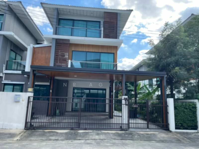 Supalai Essence Ladprao, Bangkok, Soi Ladprao 107, Khlong Chan, Bang Kapi, Bangkok, 4 Bedrooms, 243 sqm, Semi-Detached House (Twin House) For Rent, by NR agent, 500387295 - DDproperty.com