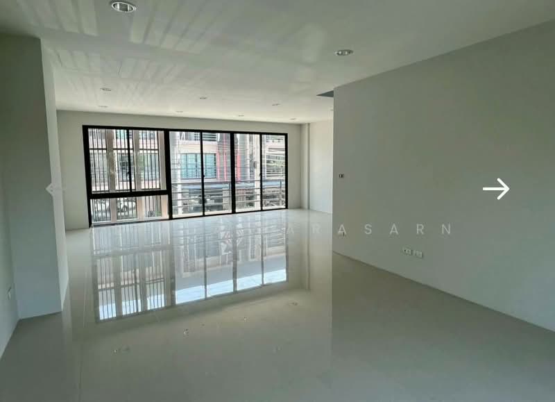 ลาดกระบัง, Bangkok, Khlong Sam Prawet, Lat Krabang, Bangkok, 3 Bedrooms, 217 sqm, Townhouse For Rent, by Airada Parasarn, 500387305 - DDproperty.com