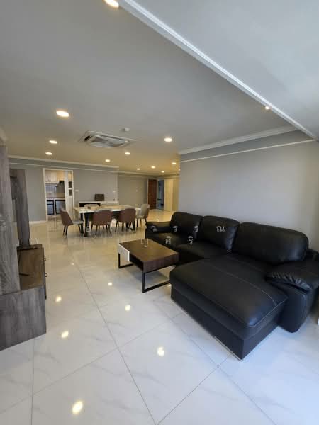 Floraville Condominium, Bangkok, 51 Pattanakarn, Suan Luang, Bangkok, 3 Bedrooms, 162 sqm, Condo For Sale, by Ulaiwan Boonsiri, 500387360 - DDproperty.com