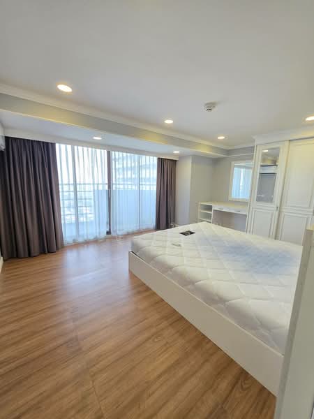 Floraville Condominium, Bangkok, 51 Pattanakarn, Suan Luang, Bangkok, 3 Bedrooms, 162 sqm, Condo For Sale, by Ulaiwan Boonsiri, 500387360 - DDproperty.com