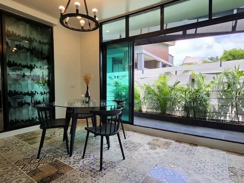 Areeya Mandarina Sukhumvit 77 : อารียา แมนดารีนา สุขุมวิท 77, กรุงเทพ, ถนนสุขุมวิท 77 (อ่อนนุช), สวนหลวง, กรุงเทพ, 180 ตร.ม., ทาวน์เฮ้าส์ ให้เช่า, โดย Napawadee Homhuk, 500387361 - DDproperty.com