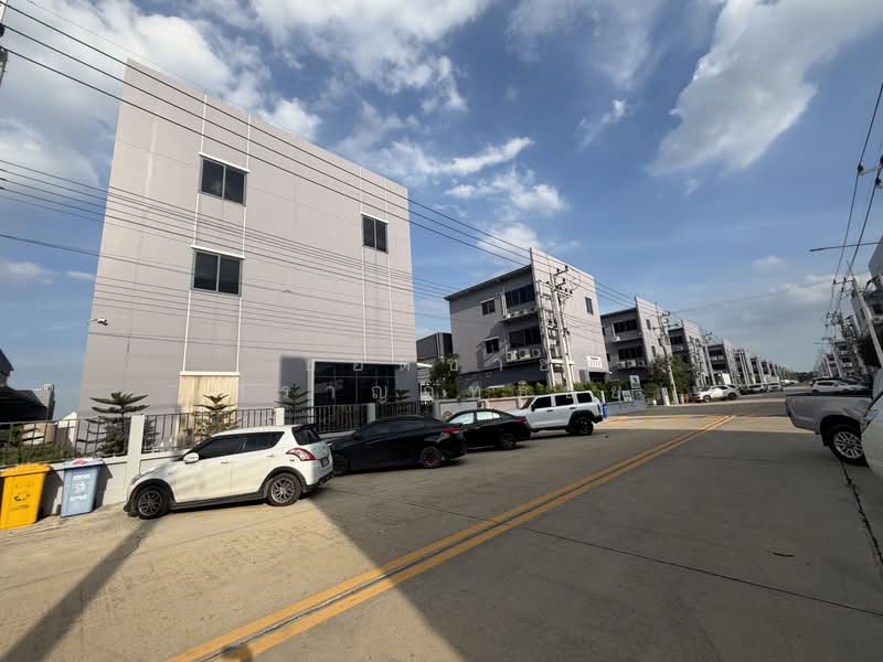 Biggerland Phase 4, Pathum Thani, Lam Luk Ka Road, Khlong 8, Lam Luk Ka, Lam Luk Ka, Pathum Thani, , 645 sqm, Warehouse/Factory For Sale, by ยอดชาย สราญฤทธิชัย, 500387366 - DDproperty.com