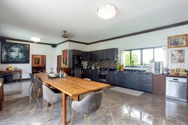 Hua Hin Soi 70, Prachuap Khiri Khan, Hin Lek Fai, Hua Hin, Prachuap Khiri Khan, 4 Bedrooms, 400 sqm, Villa For Sale, by Mark Puttkammer, 500387371 - DDproperty.com