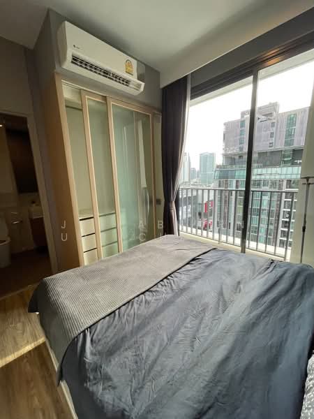 M Thonglor 10, Bangkok, 9 Soi Ekkamai 12, Ekkamai Road, Khlong Tan Nua, Watthana, Bangkok, 1 Bedroom, 30 sqm, Condo For Rent, by Juthabhorn Uppachit (Amy), 500387380 - DDproperty.com