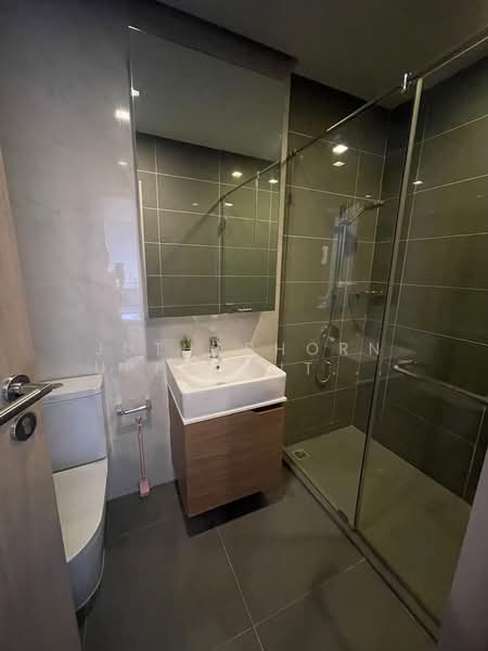 M Thonglor 10, Bangkok, 9 Soi Ekkamai 12, Ekkamai Road, Khlong Tan Nua, Watthana, Bangkok, 1 Bedroom, 30 sqm, Condo For Rent, by Juthabhorn Uppachit (Amy), 500387380 - DDproperty.com