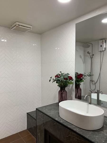 Sukhumvit Suite, Bangkok, 19 Soi Sukhumvit 13, Khlongtoei Nua, Watthana, Bangkok, 1 Bedroom, 40 sqm, Condo For Rent, by Agentbkk, 500387408 - DDproperty.com