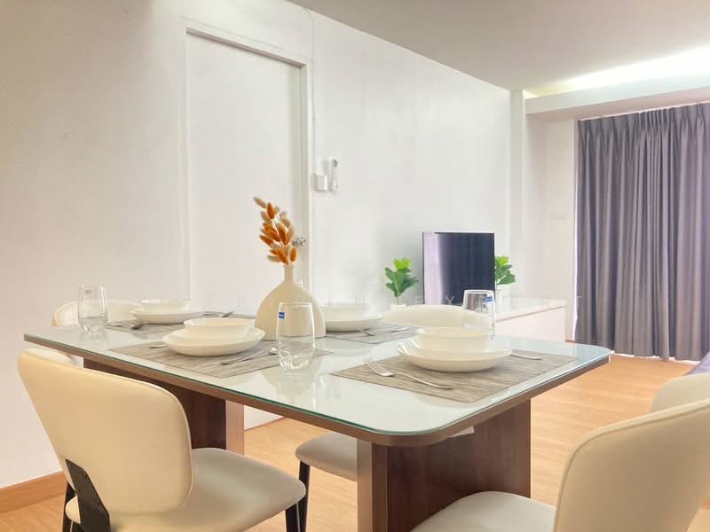 Family Park Condominium, Bangkok, 48 Soi Ladprao 48 separate 3 Ladprao Road, Samsen Nok, Huai Khwang, Bangkok, 2 Bedrooms, 88 sqm, Condo For Rent, by Rosesirin Expert, 500387443 - DDproperty.com