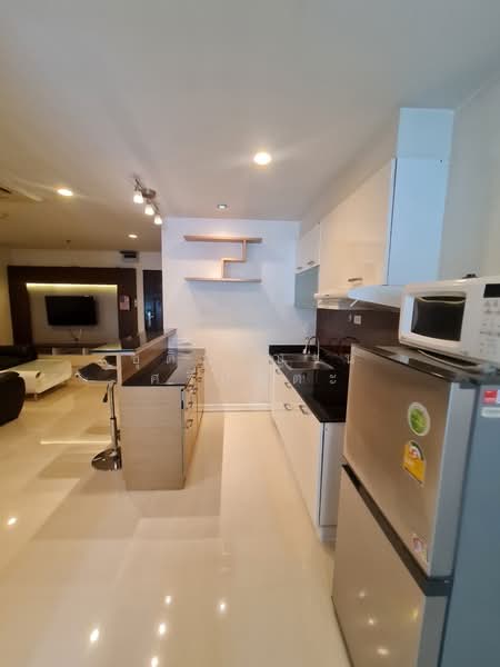 Sukhumvit Living Town, Bangkok, 299 Sukhumvit 21 Road, Khlongtoei Nua, Watthana, Bangkok, 1 Bedroom, 57 sqm, Condo For Sale, by ชุติกาญจน์ ศรีบุตตะ, 500387448 - DDproperty.com
