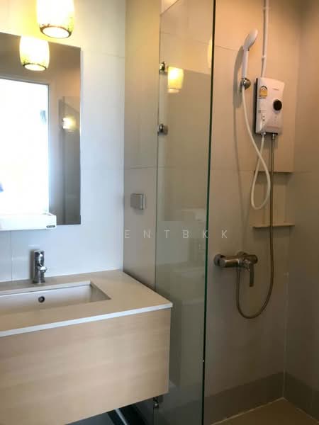 Villa Ratchatewi, Bangkok, 83 Phayathai Road, Thanon Phaya Thai, Ratchathewi, Bangkok, Studio, 42 sqm, Condo For Rent, by Agentbkk, 500387449 - DDproperty.com