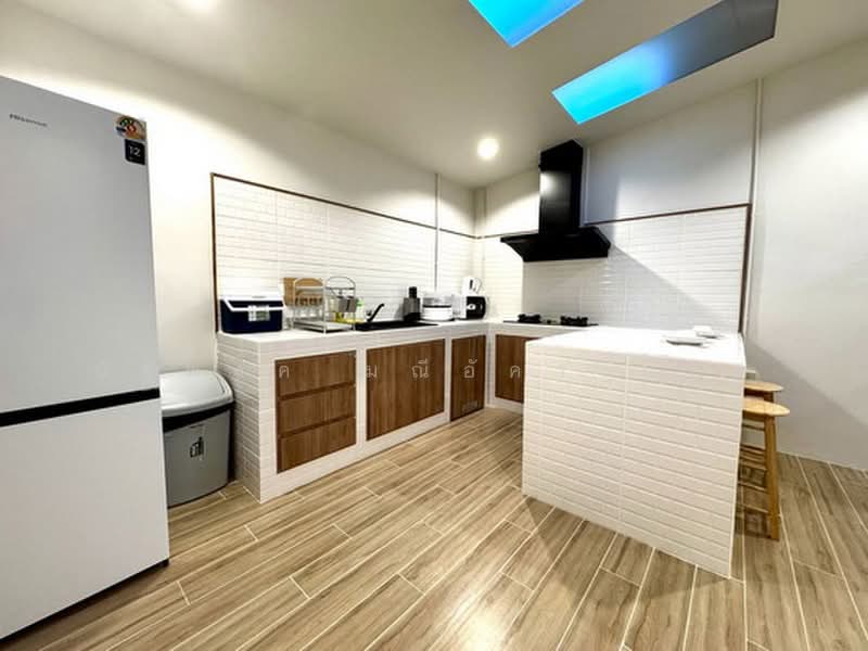 Townhouse Charansanitwong 37, Bangkok, จรัญสนิทวงศ์, Bang Khun Sri, Bangkok Noi, Bangkok, 2 Bedrooms, 120 sqm, Townhouse For Rent, by นัฐพงค์ มณีอัครเนตร, 500387520 - DDproperty.com