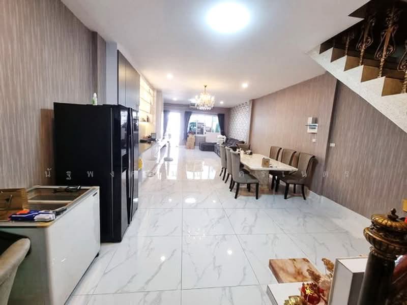 Townhome 4 Storey Sutthisan, Bangkok, สุทธิสารวินิจฉัย, Din Daeng, Bangkok, 4 Bedrooms, 300 sqm, Townhouse For Rent, by นัฐพงค์ มณีอัครเนตร, 500387539 - DDproperty.com
