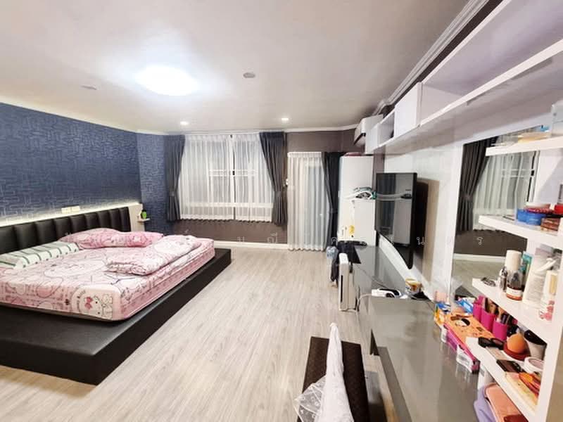 Townhome 4 Storey Sutthisan, Bangkok, สุทธิสารวินิจฉัย, Din Daeng, Bangkok, 4 Bedrooms, 300 sqm, Townhouse For Rent, by นัฐพงค์ มณีอัครเนตร, 500387539 - DDproperty.com