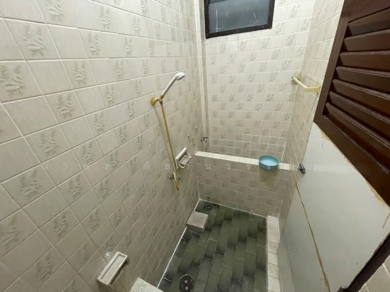 Suksawat 52, Bangkok, Rat Burana, Bangkok, 3 Bedrooms, 110 sqm, Townhouse For Rent, by นวพล พิธานวรรณกุล, 500387590 - DDproperty.com