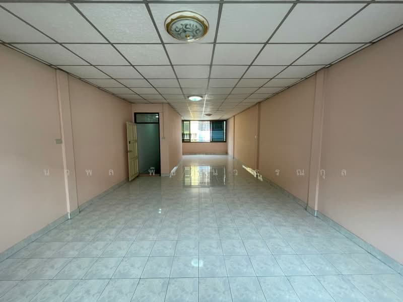 Suksawat 52, Bangkok, Rat Burana, Bangkok, 3 Bedrooms, 110 sqm, Townhouse For Rent, by นวพล พิธานวรรณกุล, 500387590 - DDproperty.com