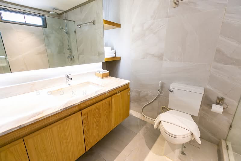 Thea Serviced Apartment, Bangkok, 37 Soi Ekamai 10, Sukhumvit 63, Khlong Tan Nua, Watthana, Bangkok, 2 Bedrooms, 170 sqm, Apartment For Rent, by Boonraksa Sopak, 500387645 - DDproperty.com