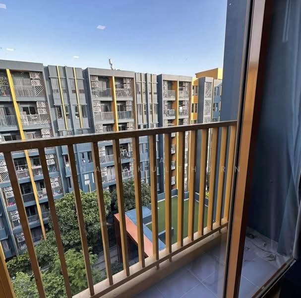 The Base Sukhumvit 50, Bangkok, Soi Roem Charoen 1, Sukhumvit 50 Road, Phra Kanong, Khlong Toei, Bangkok, 2 Bedrooms, 47 sqm, Condo For Rent, by Vichai  Annavakulthorn, 500387660 - DDproperty.com