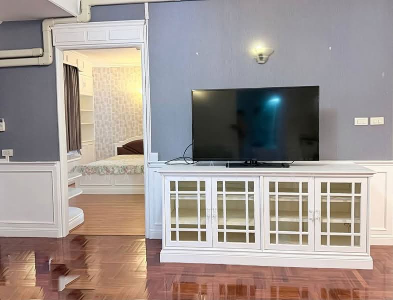 Las Colinas, Bangkok, Sukhumvit 21 Road, Khlongtoei Nua, Watthana, Bangkok, 2 Bedrooms, 100 sqm, Condo For Rent, by Vichai  Annavakulthorn, 500387677 - DDproperty.com