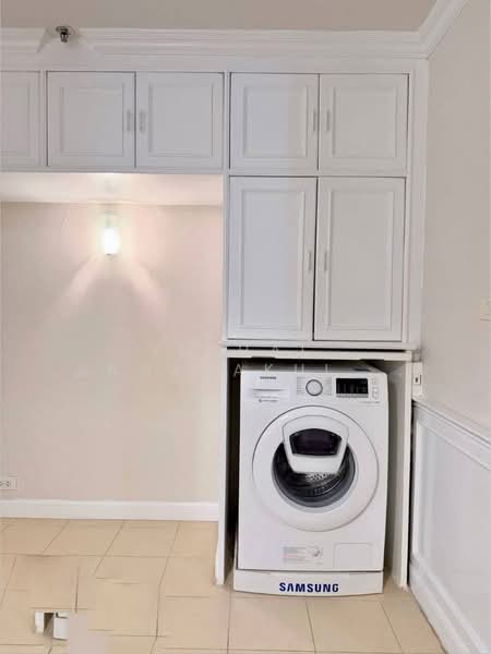 Las Colinas, Bangkok, Sukhumvit 21 Road, Khlongtoei Nua, Watthana, Bangkok, 2 Bedrooms, 100 sqm, Condo For Rent, by Vichai  Annavakulthorn, 500387677 - DDproperty.com