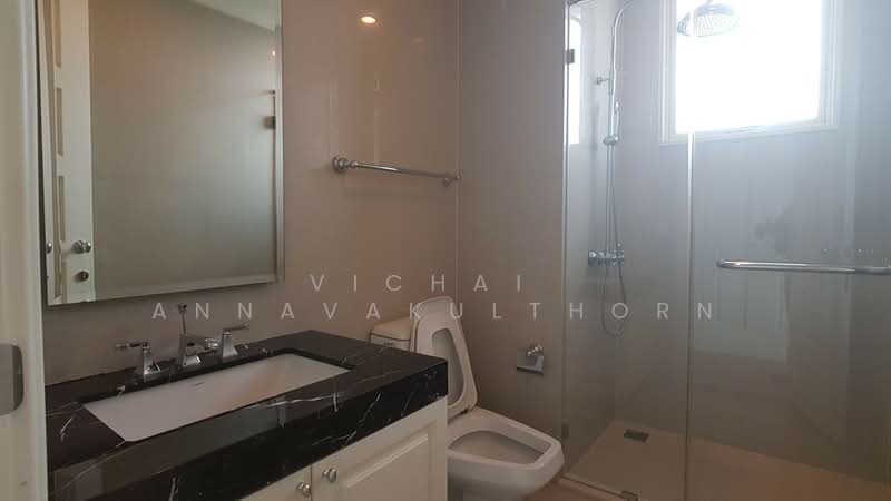 Royce Private Residences, Bangkok, 61 Soi Sukhumvit 31, Khlongtoei Nua, Watthana, Bangkok, 4 Bedrooms, 355 sqm, Condo For Rent, by Vichai  Annavakulthorn, 500387679 - DDproperty.com