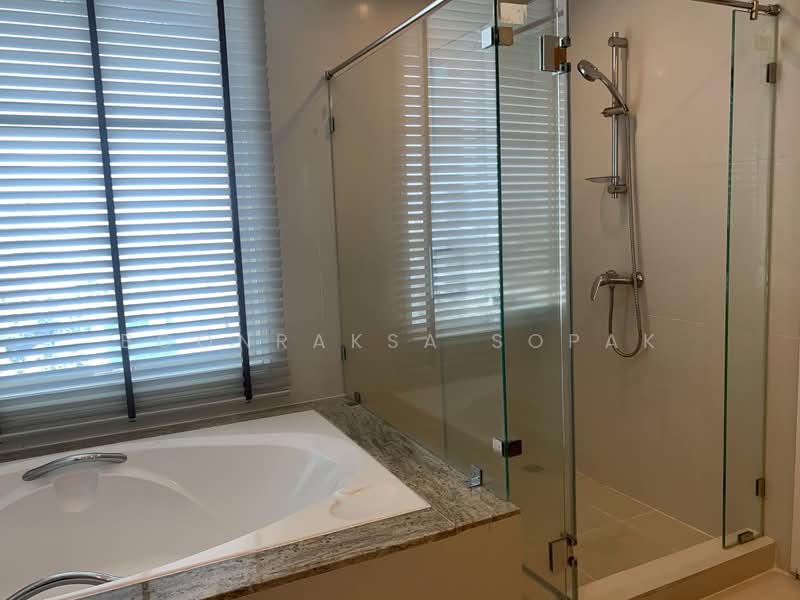 Baan Jamjuree, Bangkok, 42 Soi Sukhumvit 39, Khlong Tan Nua, Watthana, Bangkok, 3 Bedrooms, 215 sqm, Apartment For Rent, by Boonraksa Sopak, 500387687 - DDproperty.com