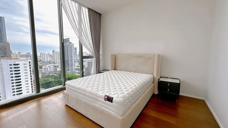 Kraam Sukhumvit 26, Bangkok, 55 Soi Sukhumvit 26 Sukhumvit Road, Khong Tan, Khlong Toei, Bangkok, 3 Bedrooms, 180 sqm, Condo For Rent, by Vichai Annavakulthorn, 500387715 - DDproperty.com
