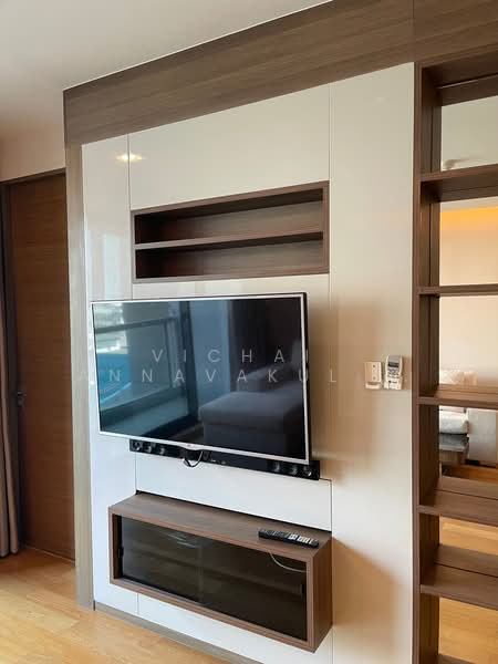 The Address Sathorn, Bangkok, 98 Sathorn Nua Road, Silom, Bang Rak, Bangkok, 2 Bedrooms, 75 sqm, Condo For Rent, by Vichai Annavakulthorn, 500387744 - DDproperty.com