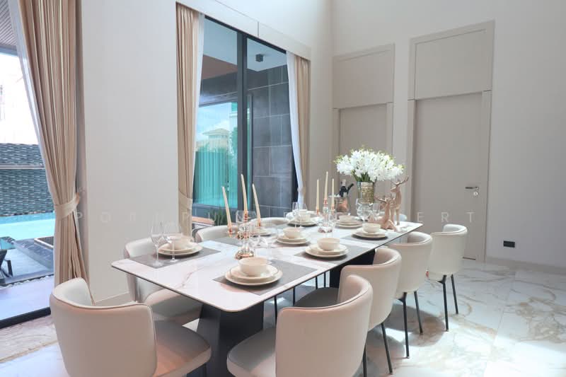Onyx Grand Village, Chon Buri (Pattaya), Nong Pru, Bang Lamung (Pattaya), Chon Buri (Pattaya), 4 Bedrooms, 449 sqm, Villa For Sale, by Pornpun Promlert, 500387814 - DDproperty.com
