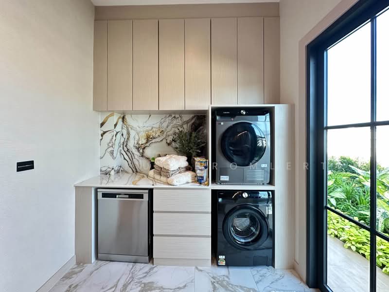 Onyx Grand Village, Chon Buri (Pattaya), Nong Pru, Bang Lamung (Pattaya), Chon Buri (Pattaya), 4 Bedrooms, 449 sqm, Villa For Sale, by Pornpun Promlert, 500387814 - DDproperty.com