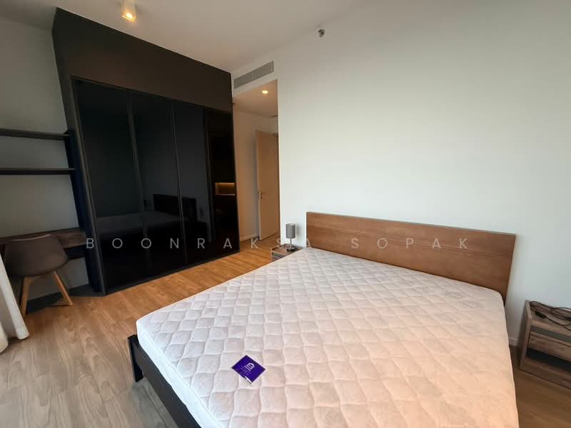 The Lofts Silom, Bangkok, Pramuan Road, Silom, Bang Rak, Bangkok, 2 Bedrooms, 85 sqm, Condo For Rent, by Boonraksa Sopak, 500387818 - DDproperty.com