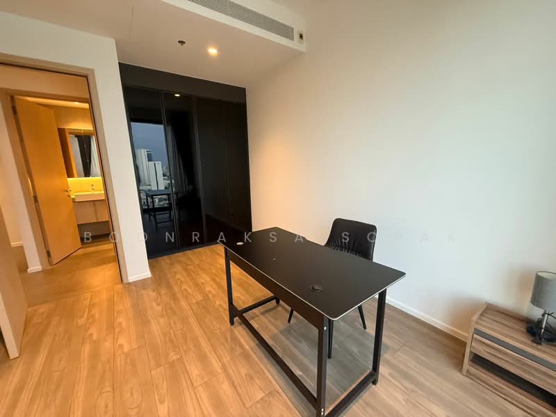 The Lofts Silom, Bangkok, Pramuan Road, Silom, Bang Rak, Bangkok, 2 Bedrooms, 85 sqm, Condo For Rent, by Boonraksa Sopak, 500387818 - DDproperty.com