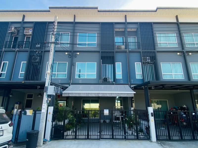 Sammakorn Avenue Suvarnabhumi, Bangkok, Rural Development 3 Khlong Song Ton Noon, Khlong Song Ton Nun, Lat Krabang, Bangkok, 3 Bedrooms, 100 sqm, Townhouse For Sale, by The Best Property ฉาย, 500387862 - DDproperty.com