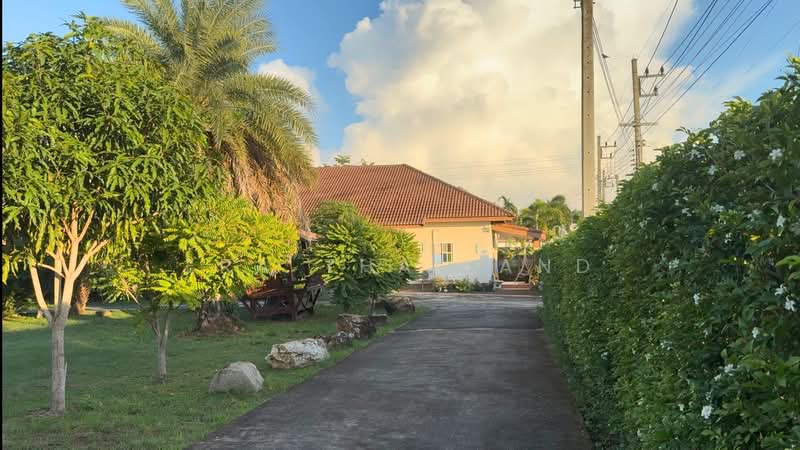 ขายรีสอร์ทสวย ใกล้ หาดแม่รำพึง, Rayong, Phe, Muang Rayong, Rayong, , 471 sqm, Business For Sale, by ERA Thailand, 500387895 - DDproperty.com