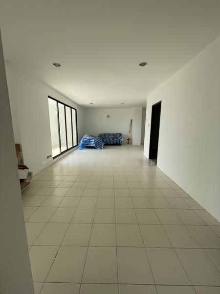 Kensington Place, Bangkok, Soi Chaeng Watthana 13, Thung Song Hong, Lak Si, Bangkok, 3 Bedrooms, 136 sqm, Condo For Sale, by คอนโดสีชมพู, 500387930 - DDproperty.com