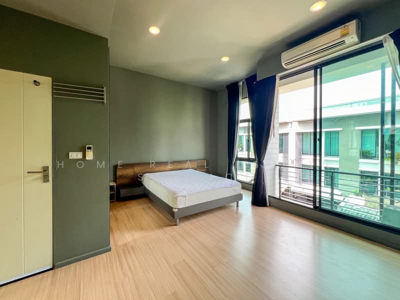Baan Klang Muang Rama 9-Ramkhmahaeng, Bangkok, Soi Ramkhamhaeng 39, Phlapphla, Wang Thonglang, Bangkok, 3 Bedrooms, 160 sqm, Townhouse For Rent, by HOME Real Estate Service, 500387976 - DDproperty.com