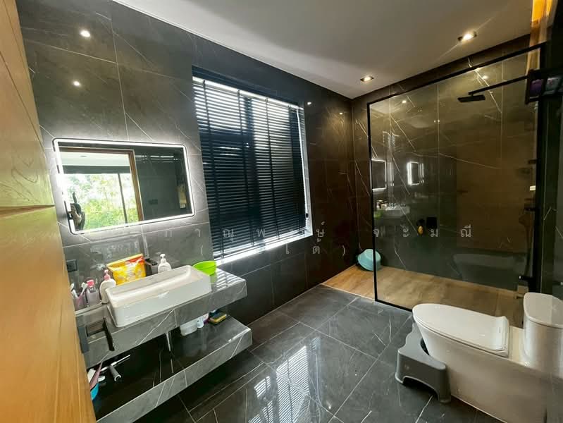 บ้านเดี่ยว + ที่ดิน 2 ชั้น 1338 ตร.ว. ใกล้สน.ประชาสำราญ ซอยแสนเกษม ถนนเชื่อมสัมพันธ์, Bangkok, ถนนเชื่อมสัมพันธ์, Khlong Sibsong, Nong Chok, Bangkok, 3 Bedrooms, 600 sqm, Single Detached House For Sale, by คุณ ภาณุพงษ์ จะมณี (ออโต้), 500388020 - DDproperty.com