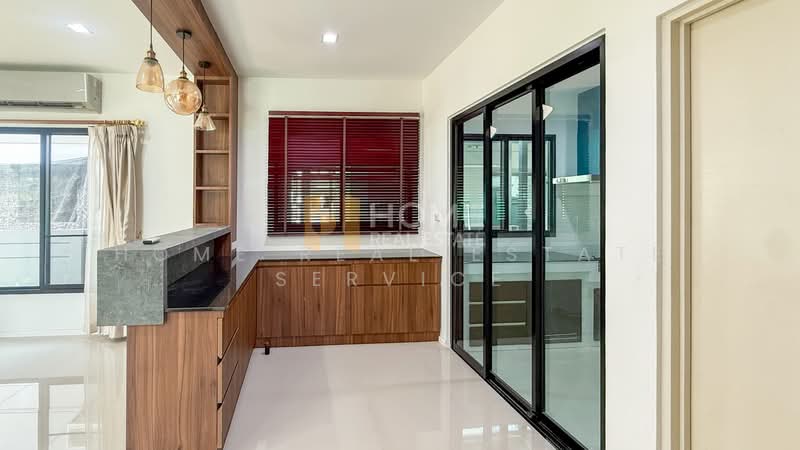 Casa Ville Ramkhamhaeng – Wongwaen 2, Bangkok, Kheha Romklao Road, Khlong Song Ton Nun, Lat Krabang, Bangkok, 4 Bedrooms, 158 sqm, Single Detached House For Sale, by HOME Real Estate Service, 500388046 - DDproperty.com